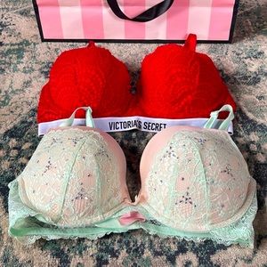 36D VS bra bundle